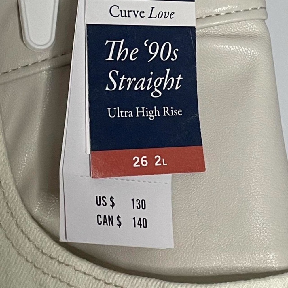 Abercrombie & Fitch 90s Straight Curve Love Jeans in Cream - Picture 3 of 5